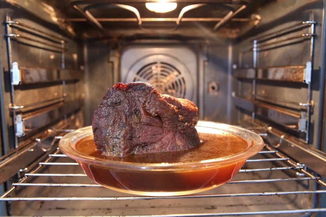 botão escondido no forno